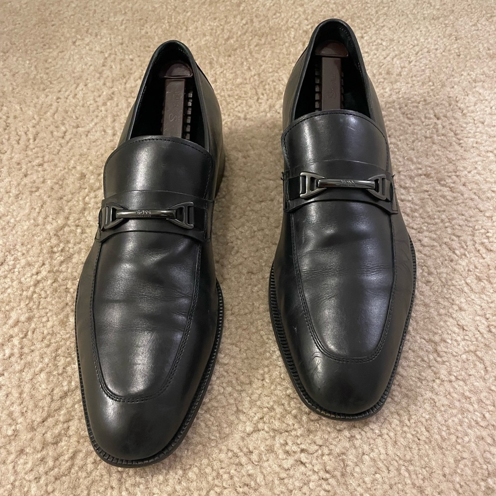 Boss dress shoe